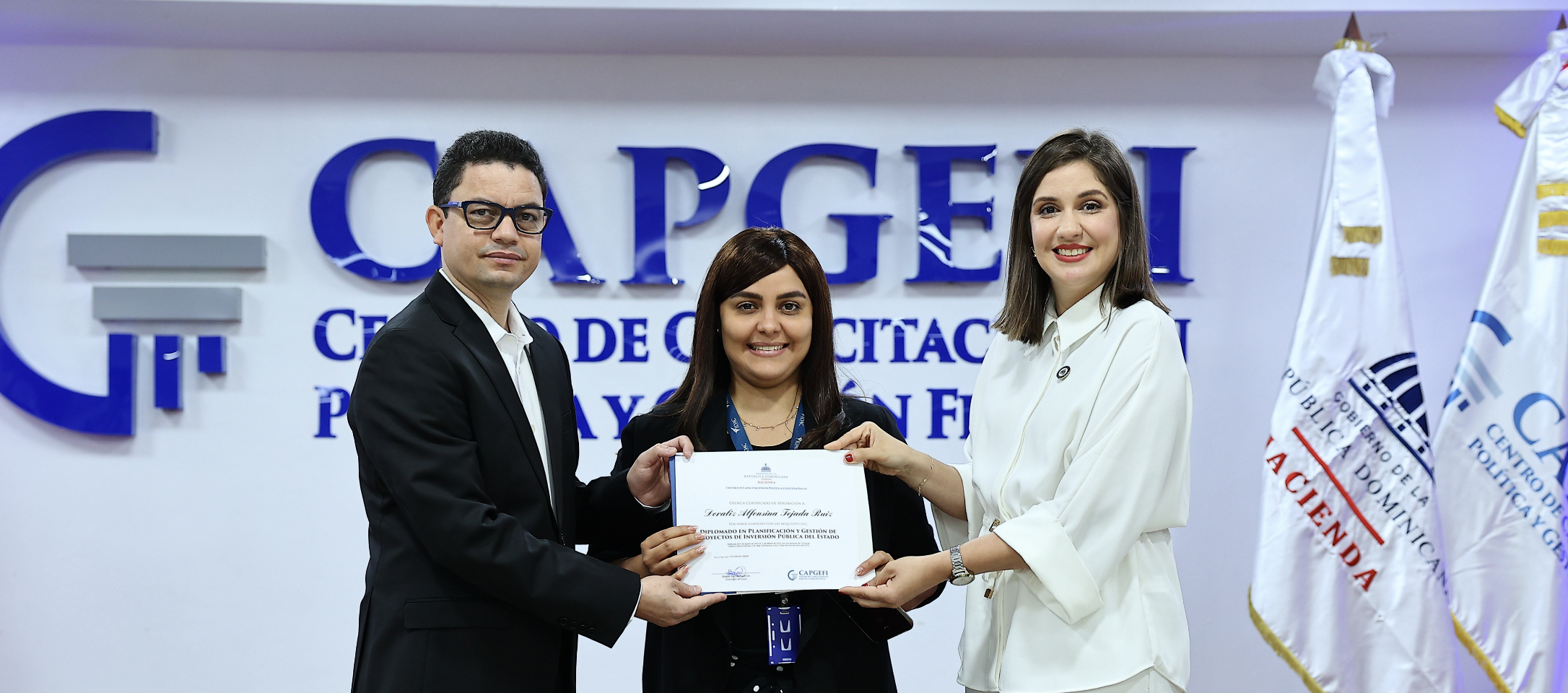 Hacienda gradúa 143 especialistas en gestión financiera gubernamental